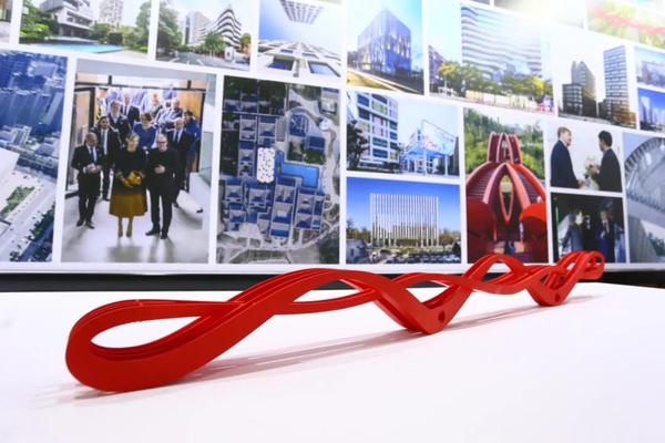 荷兰知名建筑设计机构Next Architects设计的长沙网红地标“中国结大桥”